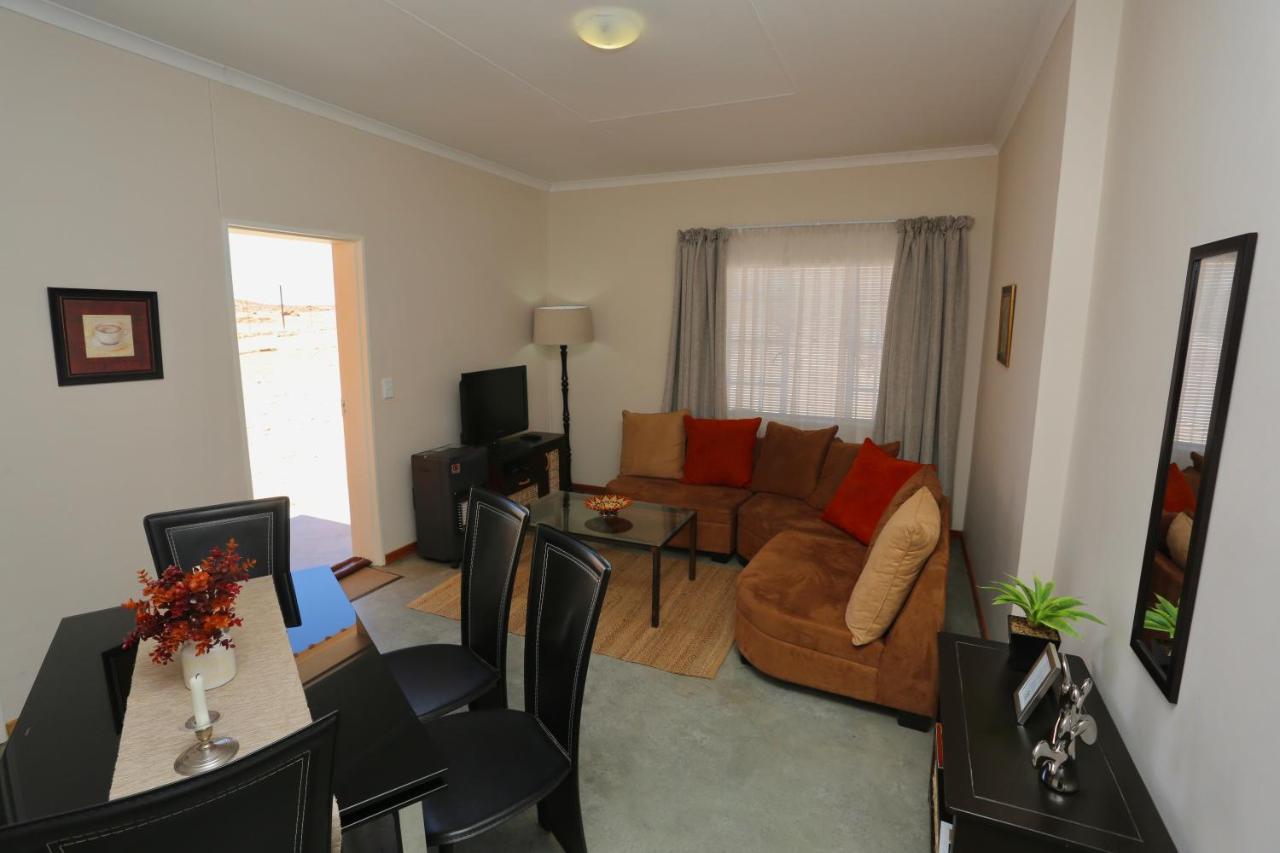 Orange House Self Catering Διαμέρισμα Aus Εξωτερικό φωτογραφία